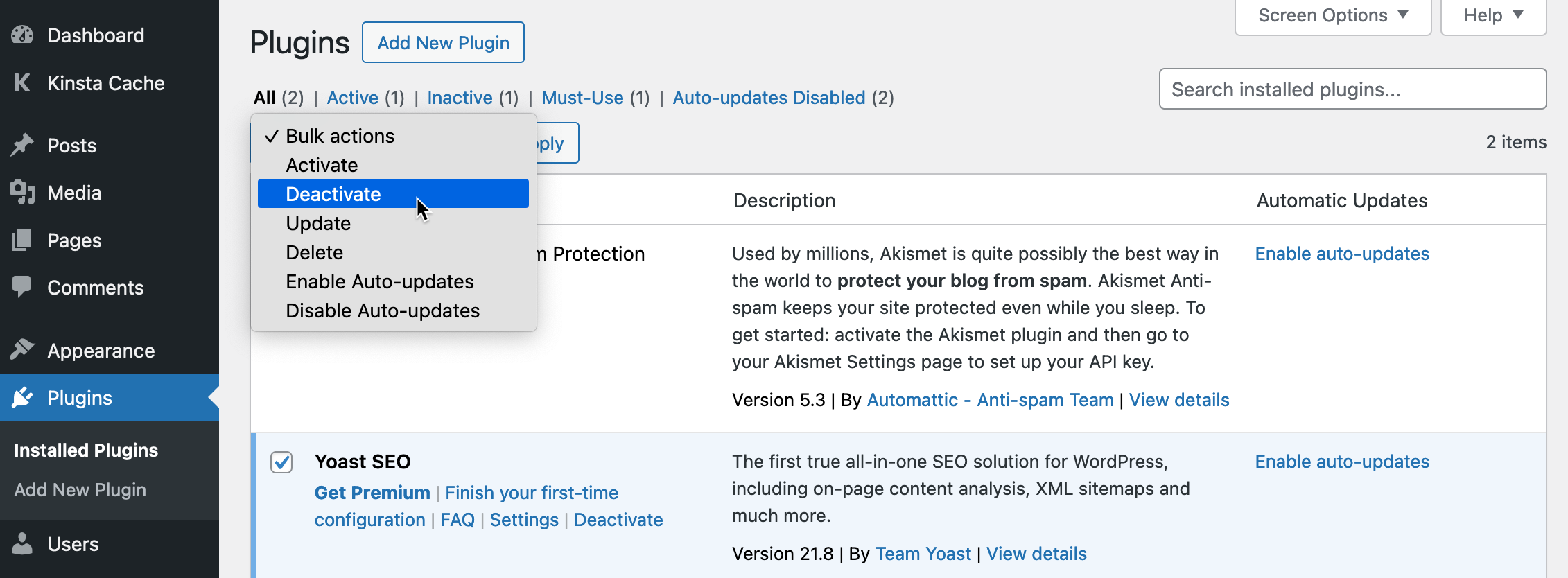 Schermata della pagina dei plugin di WordPress e del menu a discesa Azioni in blocco