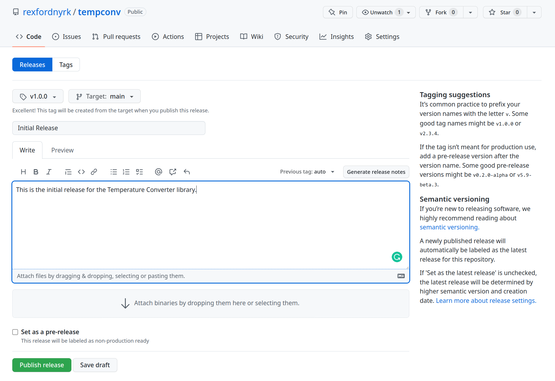 Inserindo os detalhes da versão inicial no GitHub.