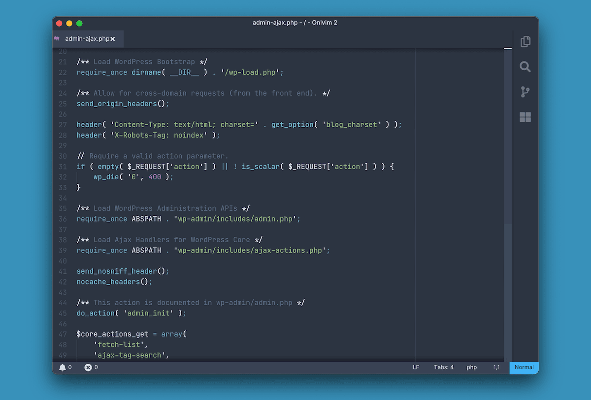 Una finestra dell'editor di codice che visualizza il codice PHP di un file WordPress admin-ajax.php. Il codice include commenti e funzioni per il caricamento del codice bootstrap di WordPress, la gestione delle richieste cross-domain, l'impostazione delle intestazioni e il caricamento delle API di amministrazione di WordPress e dei gestori Ajax. L'editor ha un tema scuro con evidenziazione della sintassi in azzurro.