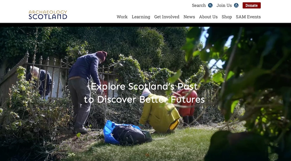 Ein Screenshot der Website von Archaeology Scotland.