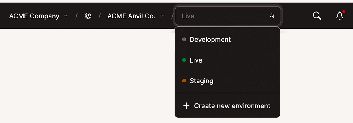 Captura de tela do menu superior do MyKinsta com o menu suspenso Ambientes ativado.