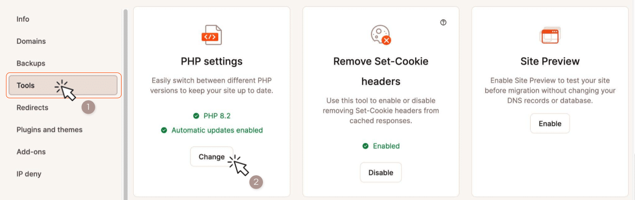 Screenshot met het menu MyKinsta Tools en de optie PHP-instellingen.