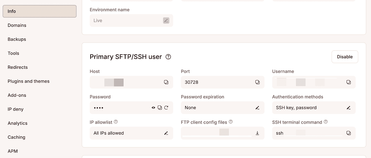 Der MyKinsta-Infobildschirm mit den SSH-Verbindungsdetails wie Host-IP-Adresse, Portnummer, Benutzername, Passwort und einer Schaltfläche zum Kopieren des SSH-Terminalbefehls in die Zwischenablage.