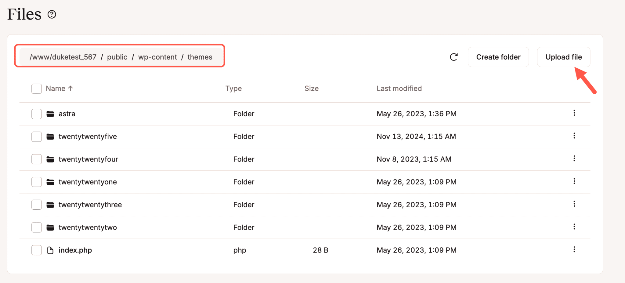 Ein benutzerdefiniertes Plugin oder Theme manuell hochladen